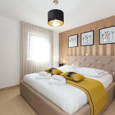 Apartment Amarru Deluxe Malinska