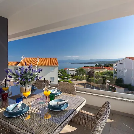 Amarru Deluxe Apartment Malinska
