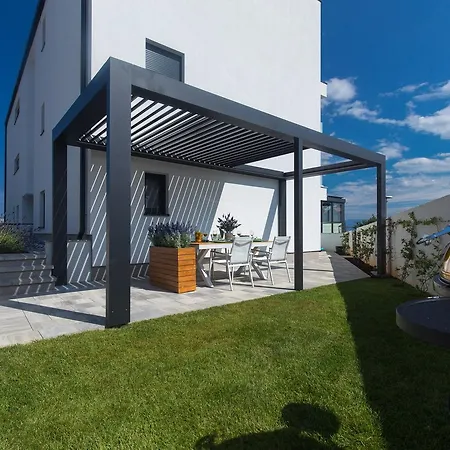 Amarru Deluxe Apartment *
